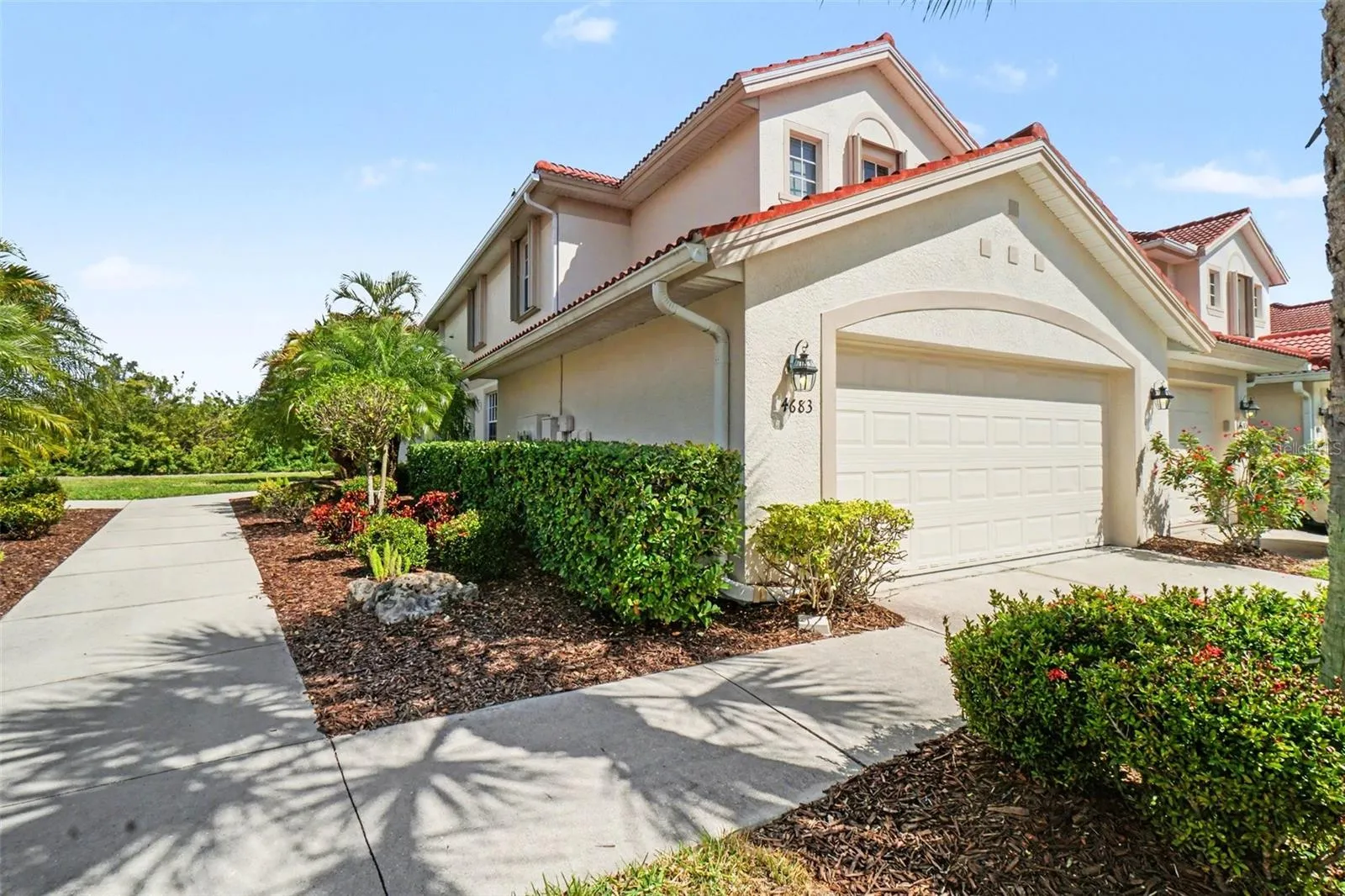 Welcome to Riverwood's Coach Homes in Tarpon Harbor II