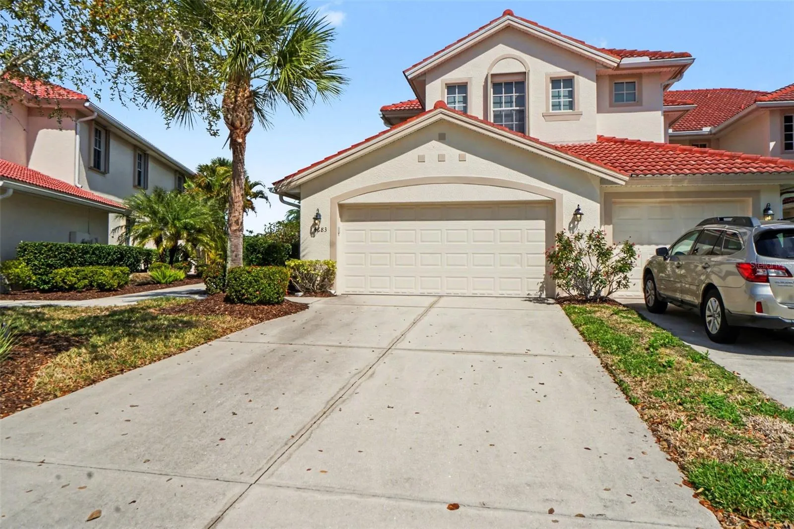 attached 2 car garage
