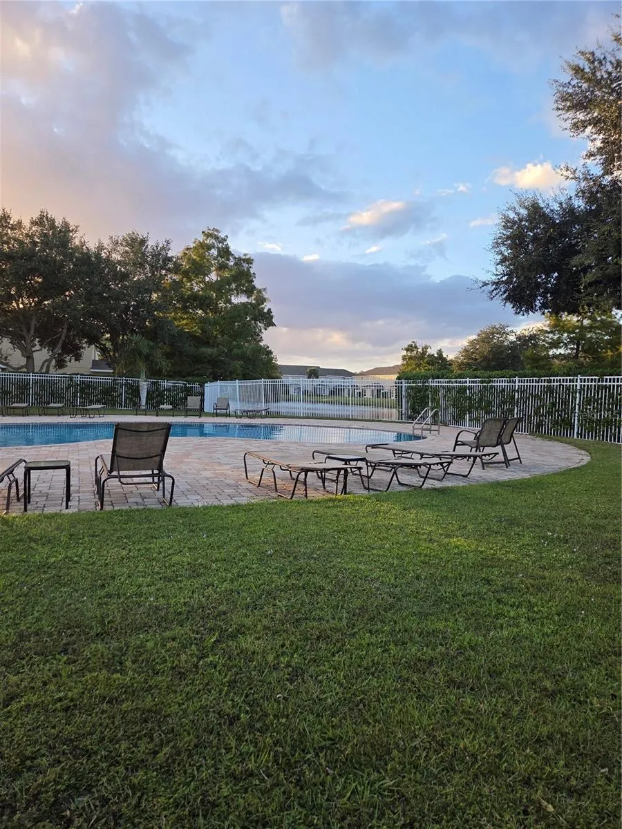 pool and hot tub walking distance