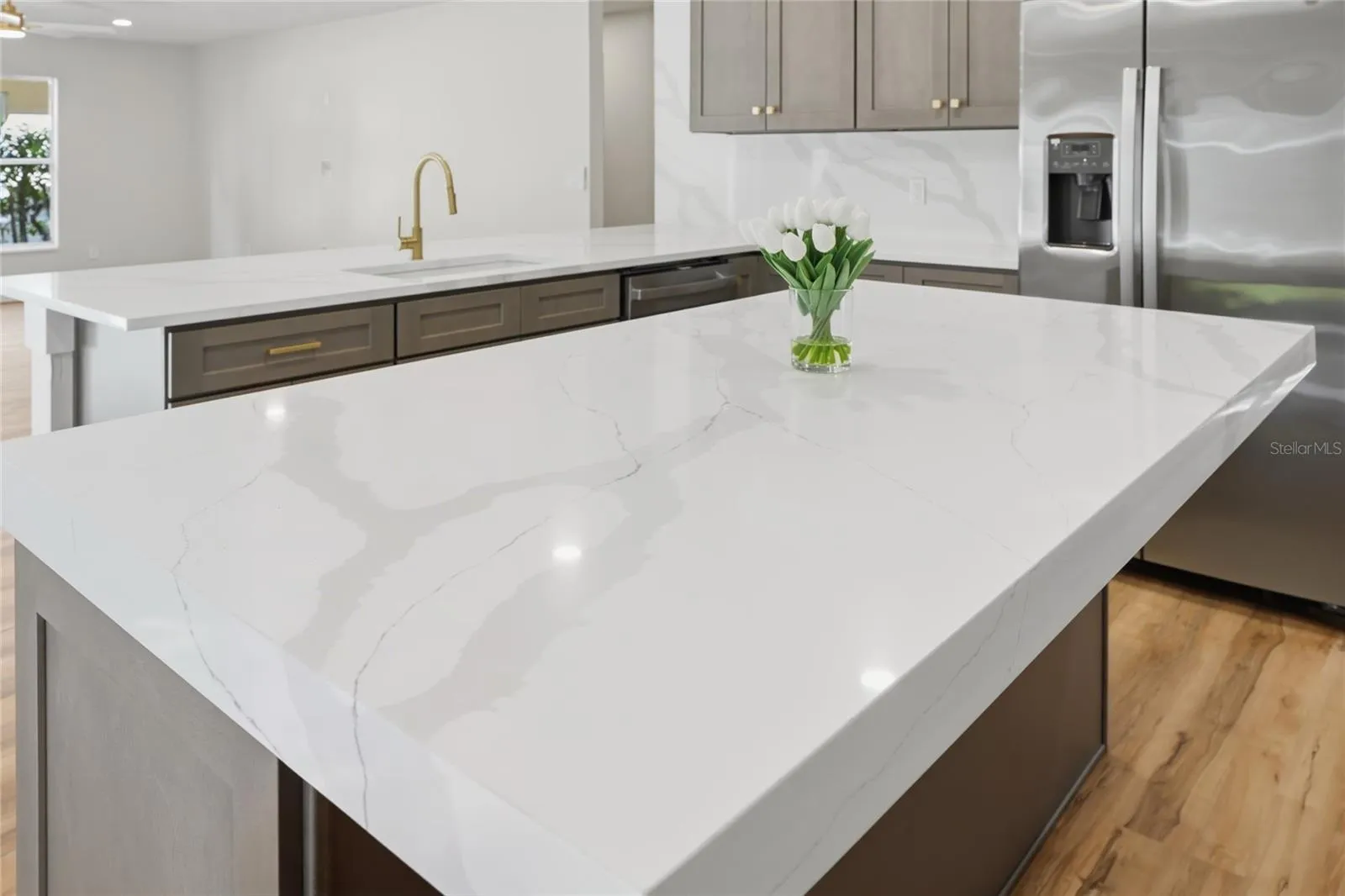 Quartz mitered-edge island