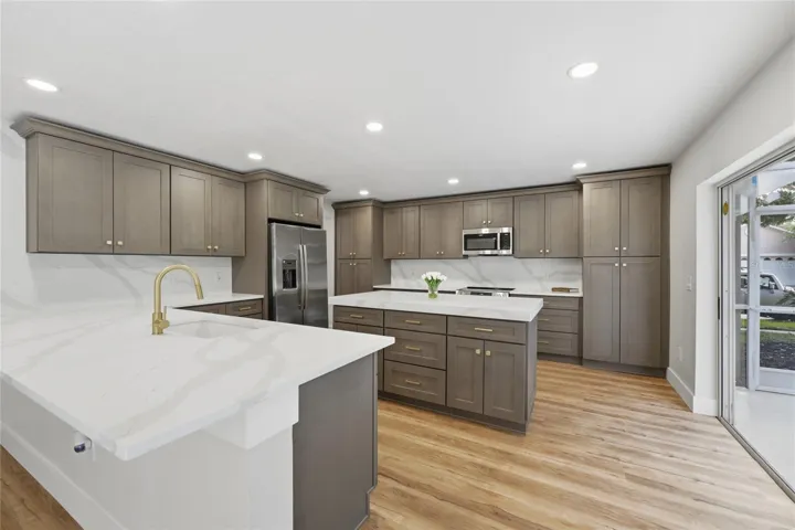 GE stainless steel appliances (1-yearmanufacturer warranty