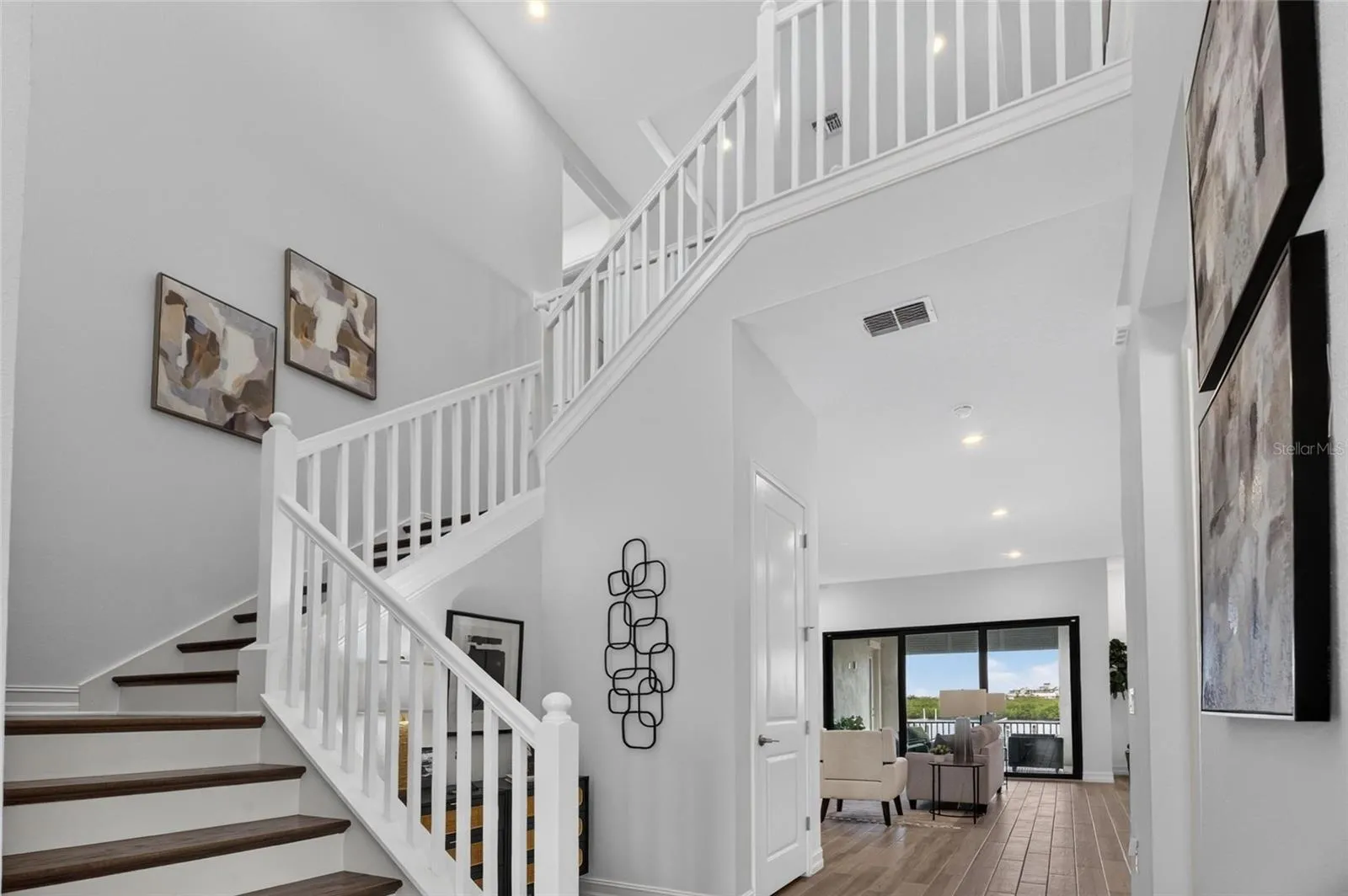 Entrance/Foyer