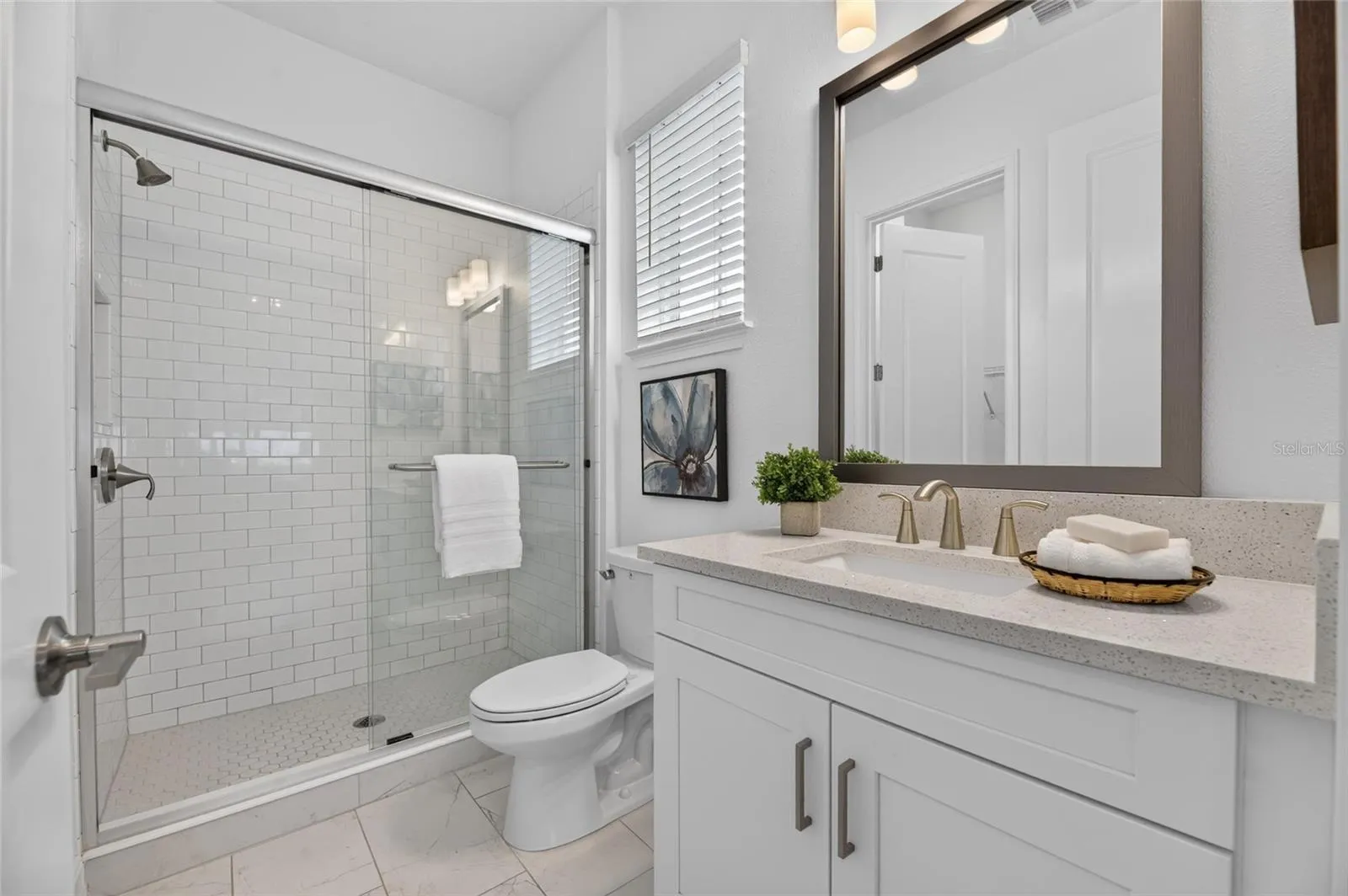Second Full Bathroom with Walk in Closet