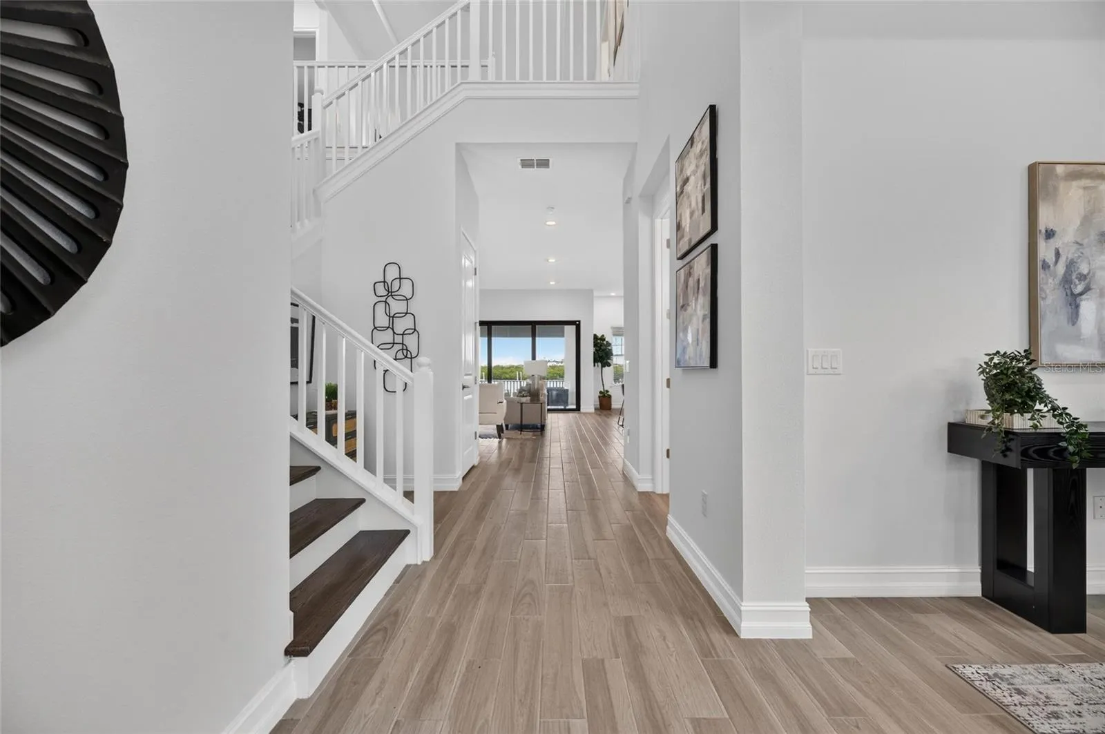Entrance/Foyer