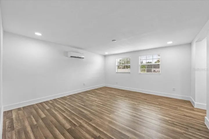 Room 4