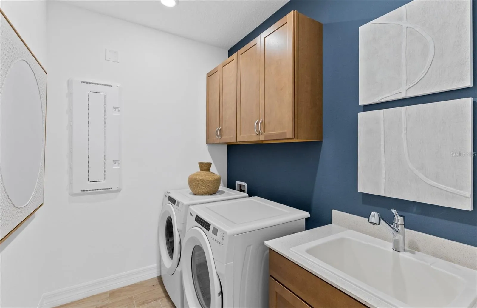 Model Home Design Only. Pictures and furnishings are for illustrative purposes only. Elevations, colors and options may vary. Furniture is for model home staging only.