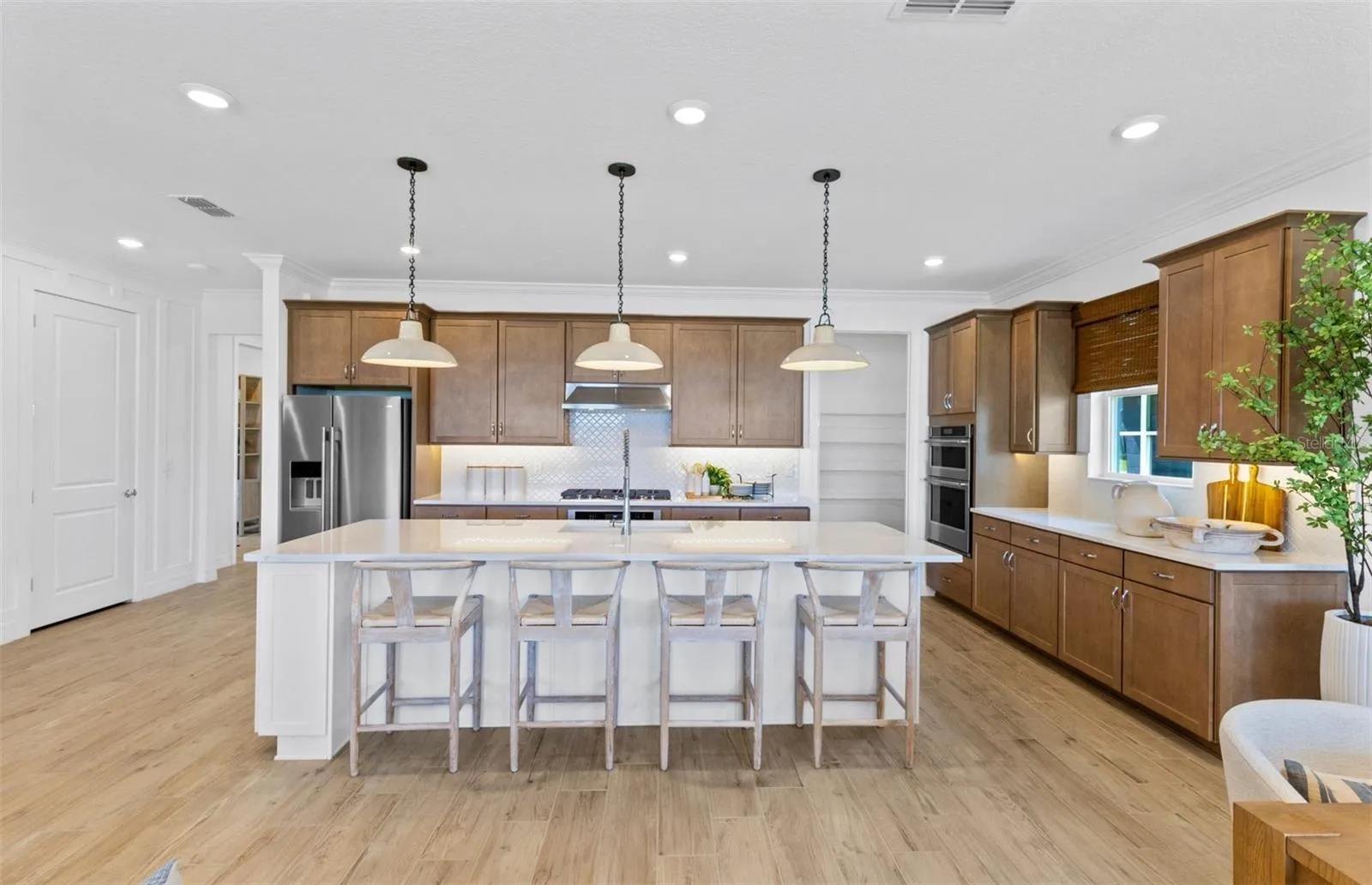 Model Home Design Only. Pictures and furnishings are for illustrative purposes only. Elevations, colors and options may vary. Furniture is for model home staging only.