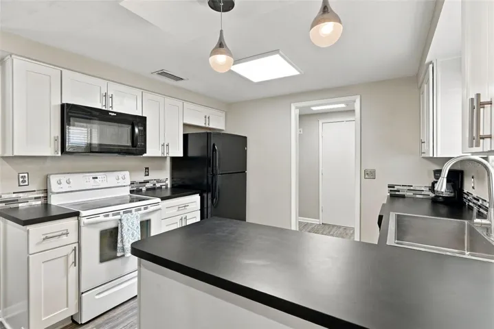 Another view of kitchen - 2022 microwave