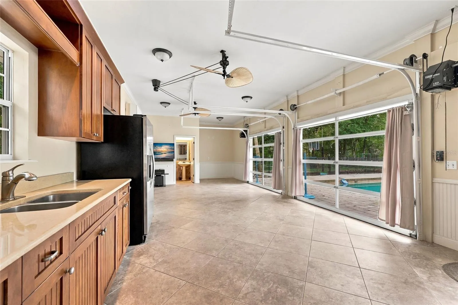 In-Law Suite/Pool House