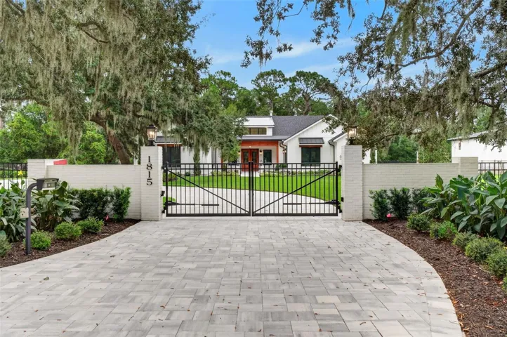 Gated entrance for utlimate privacy