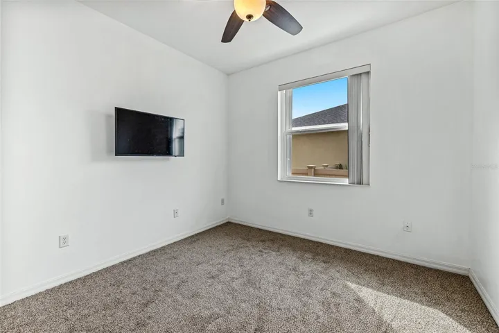 Guest bedroom