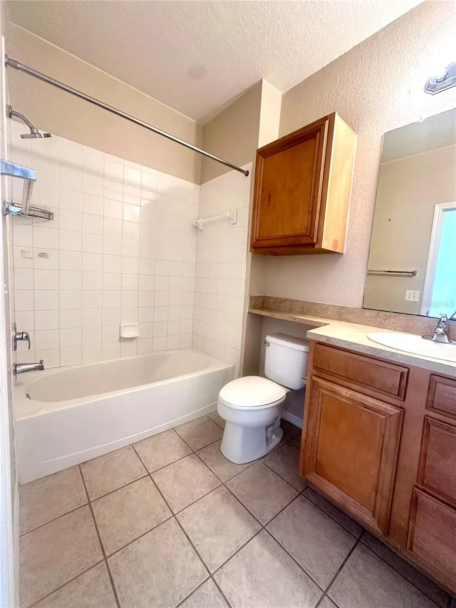 Primary En-Suite Bathroom