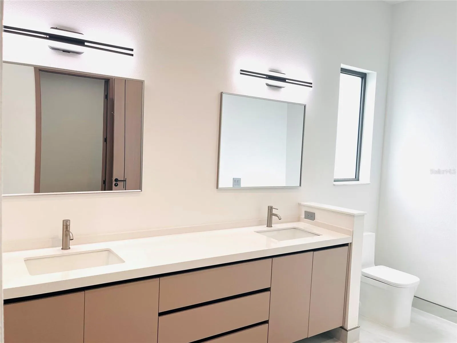 PRIMARY BATHROOM DUAL SINKS
