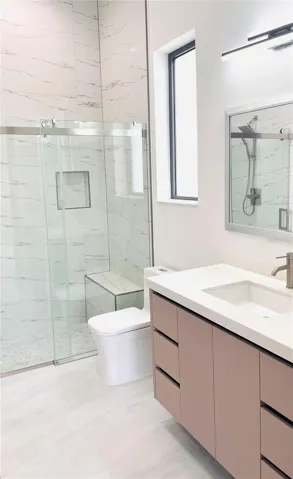BATHROOM #1