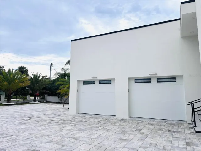 GARAGE DOOR ENTRIES