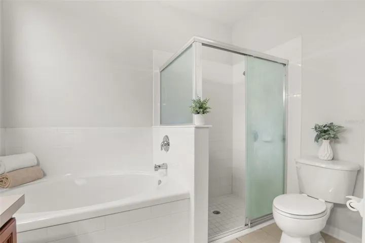 Primary shower