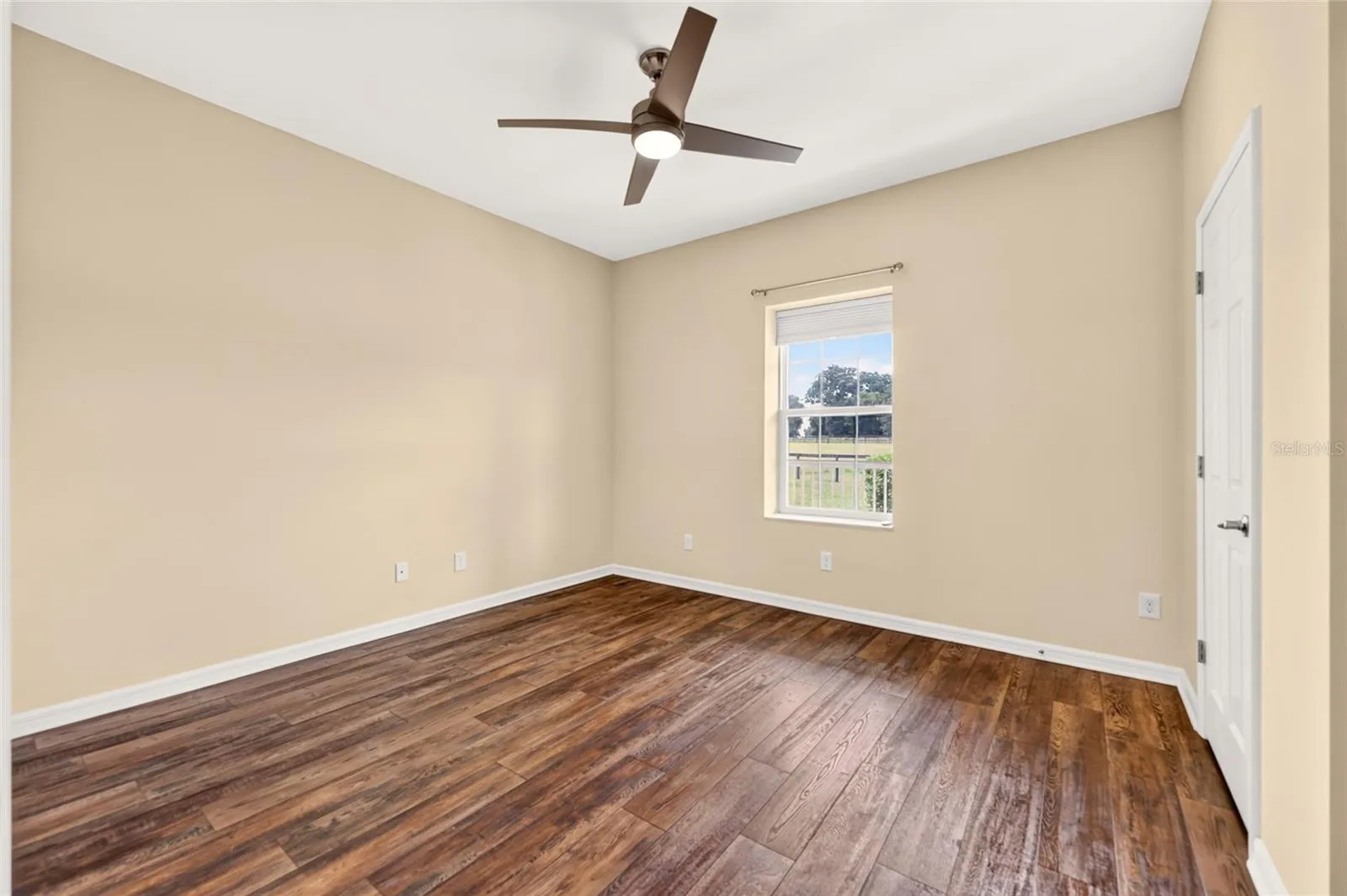 Guest Bedroom 1.