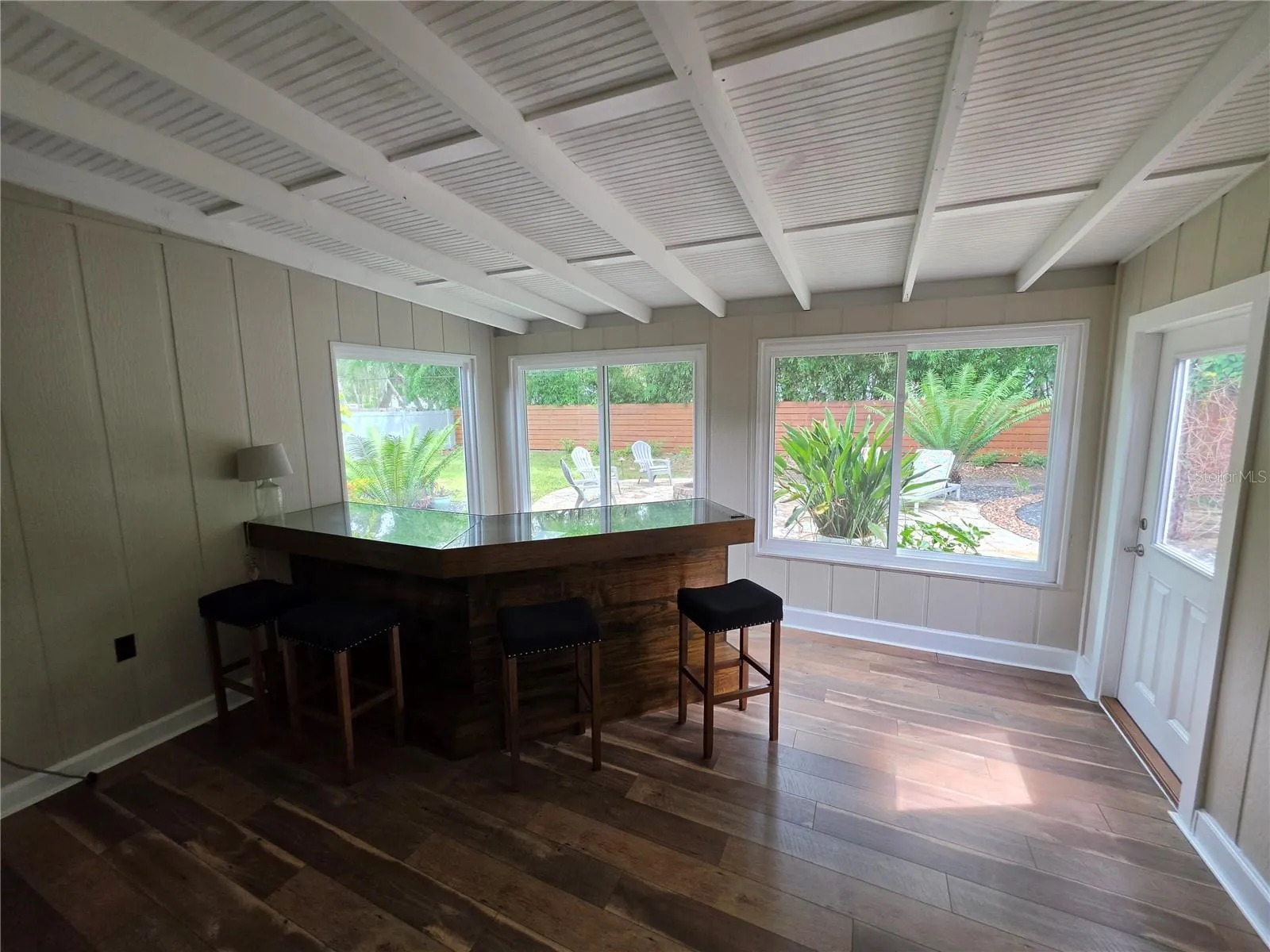 Sunroom with bar (not built in)