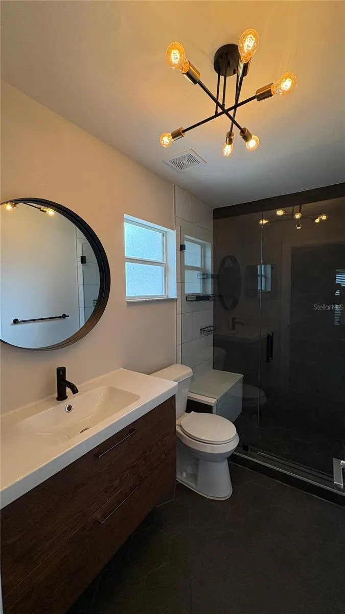 Ensuite bathroom