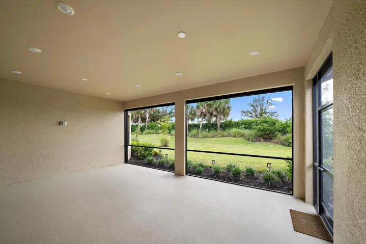 Extended Lanai w/ Automatic Hurricane Screens