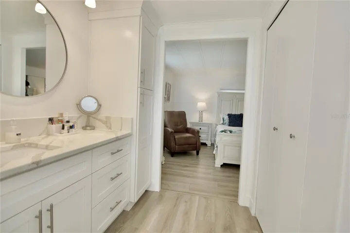 Ensuite Bath for Primary Bedroom