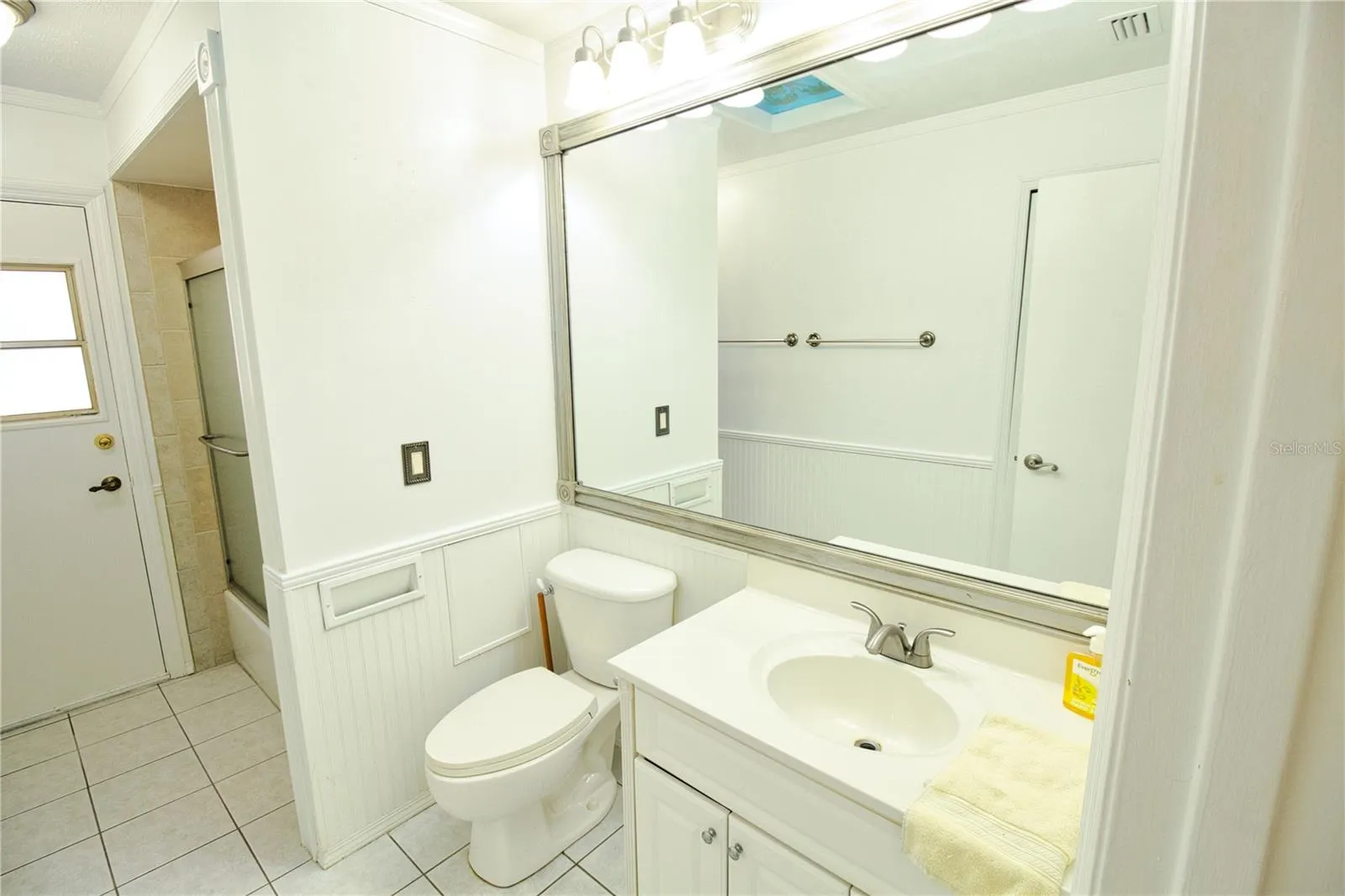 Bathroom #2