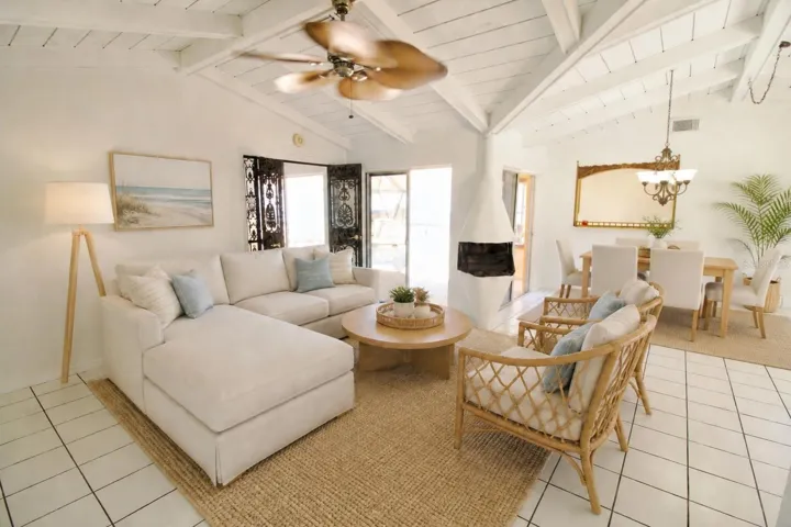 Living Room (Vertically Staged)