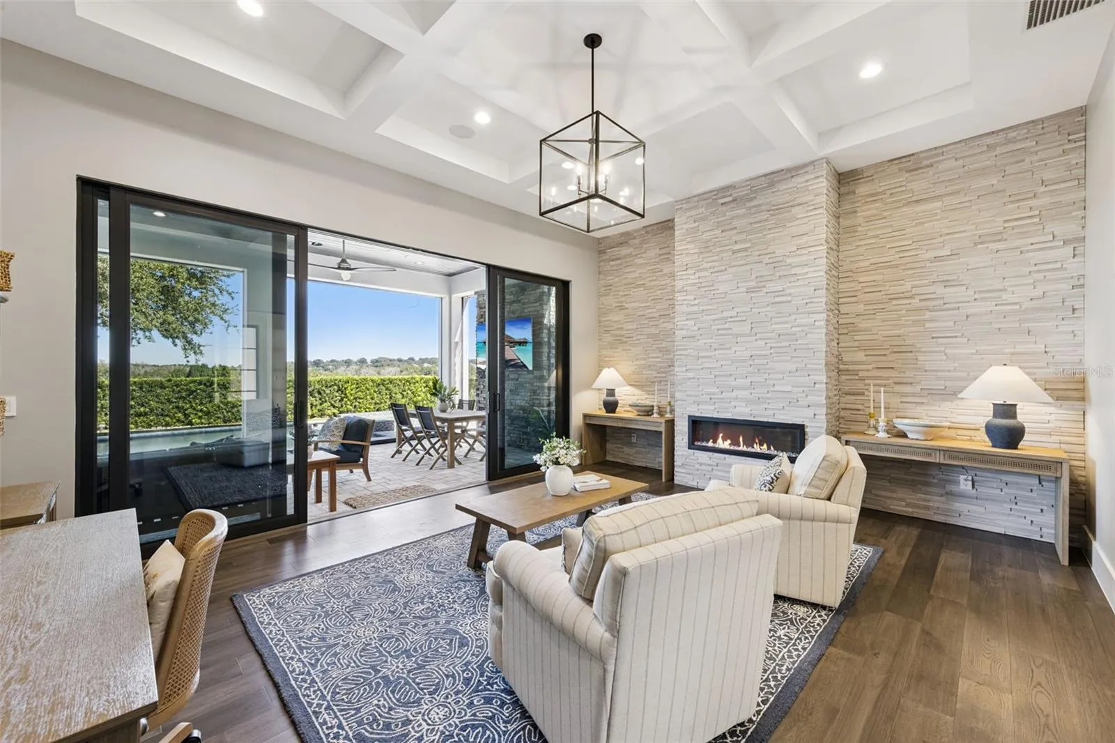 Formal living room or sitting area