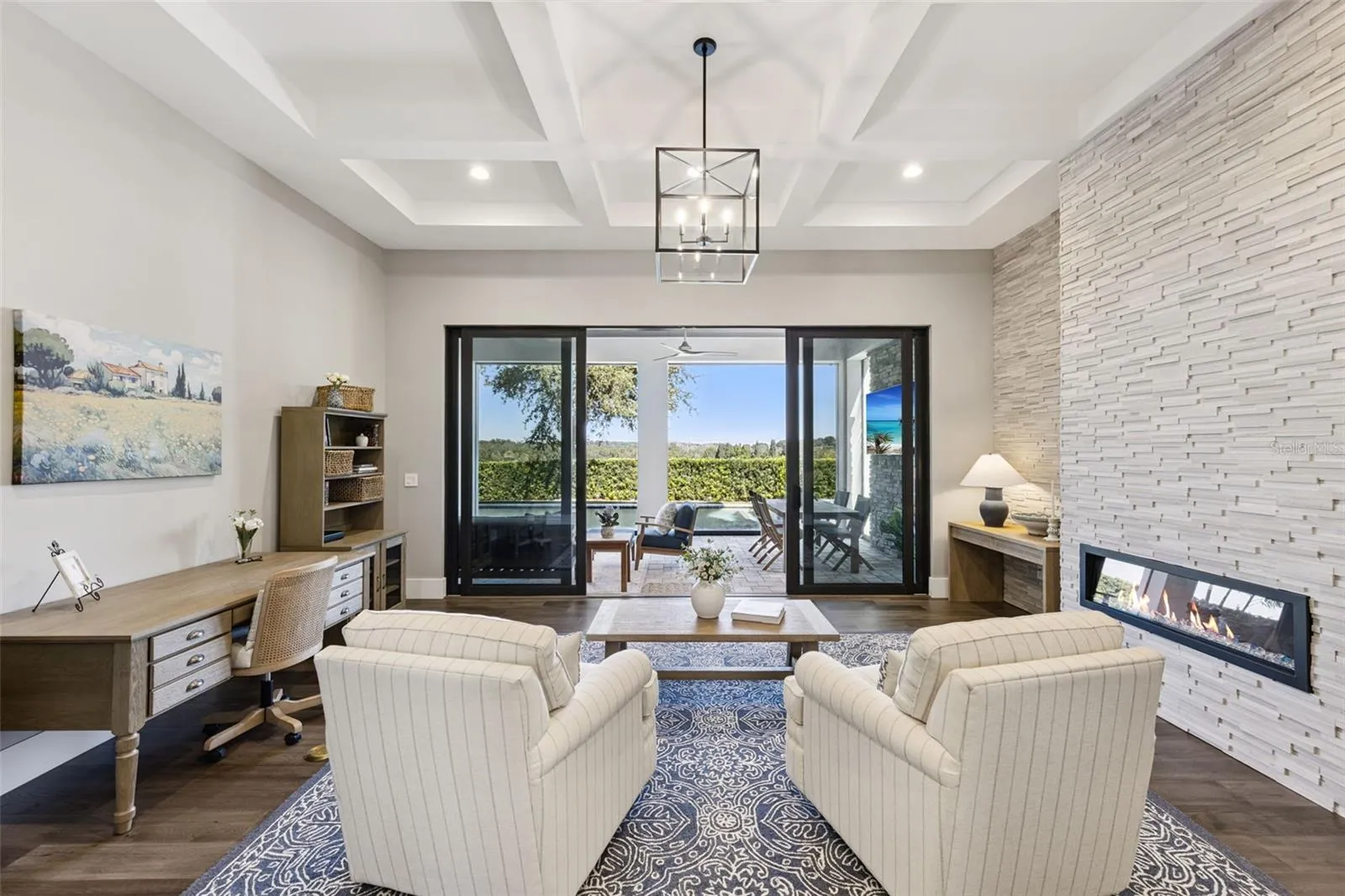 Formal living room or sitting area