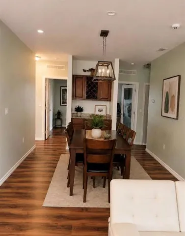 DININGROM