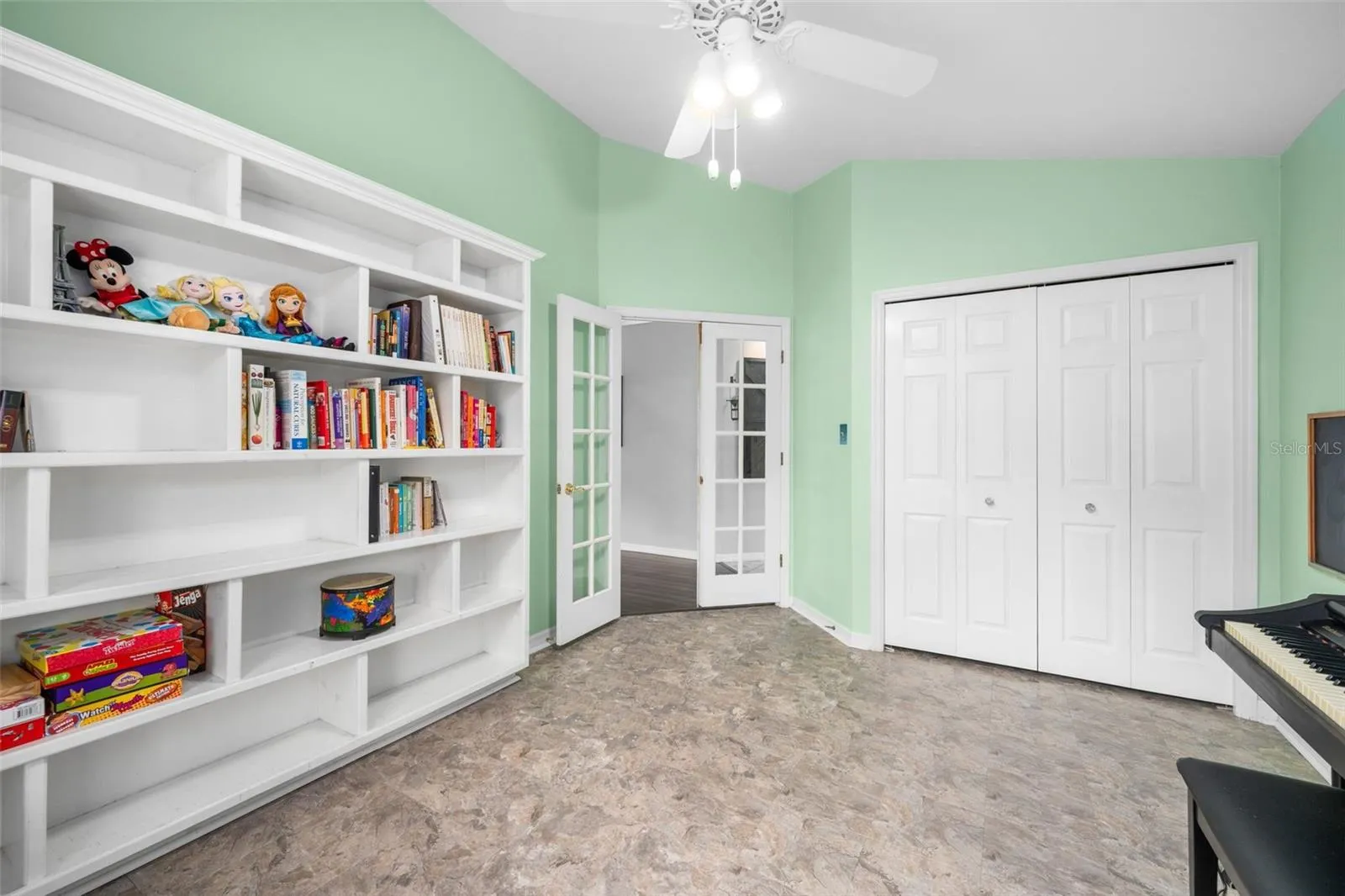 Office/Bonus Room