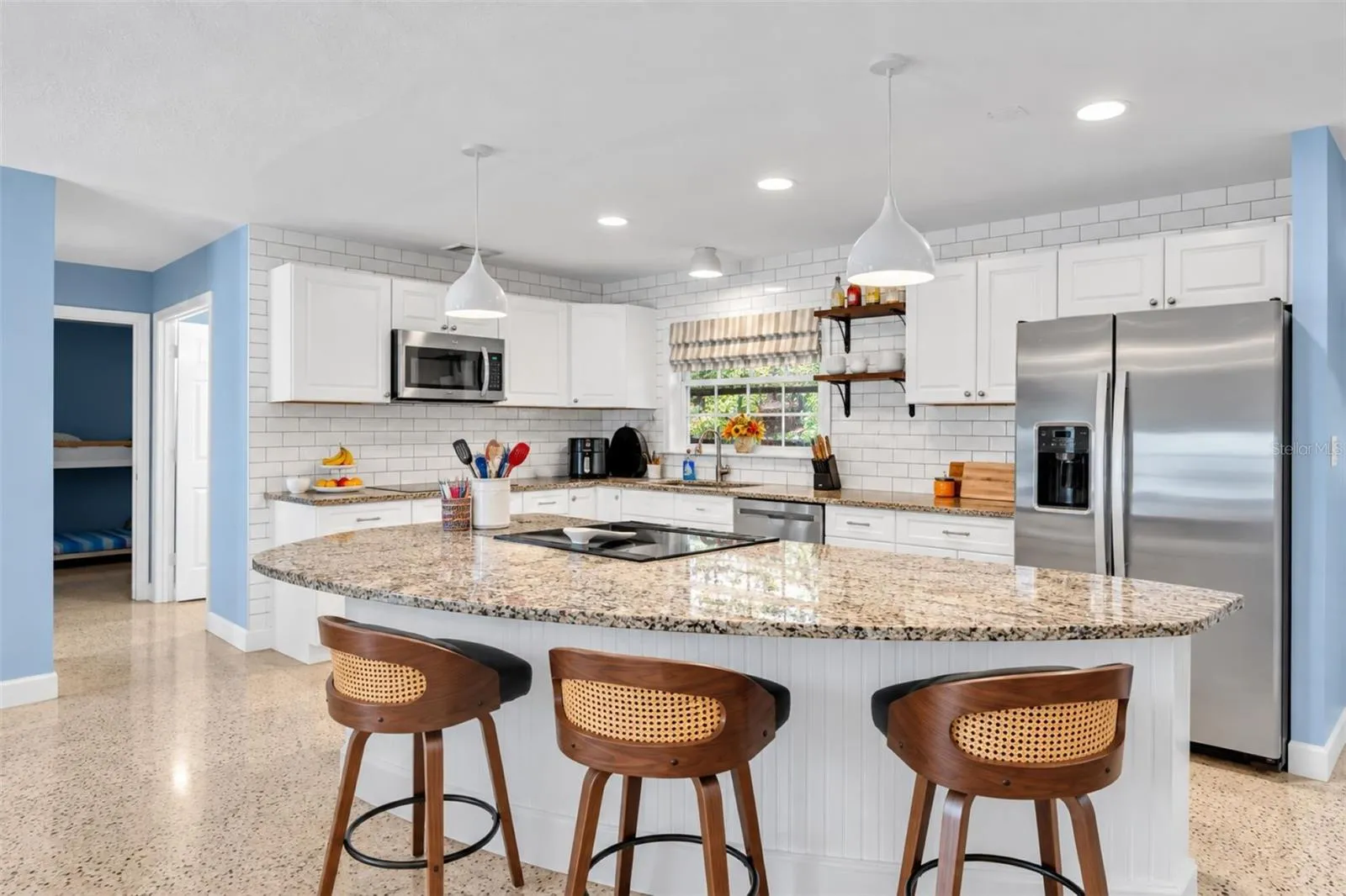 Breakfast bar for entertaining and everyday comfort.