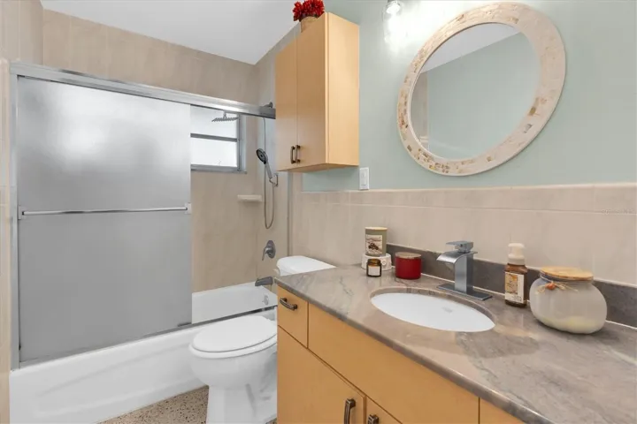 Tastefully updated second bath