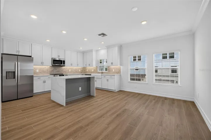 Large kitchen