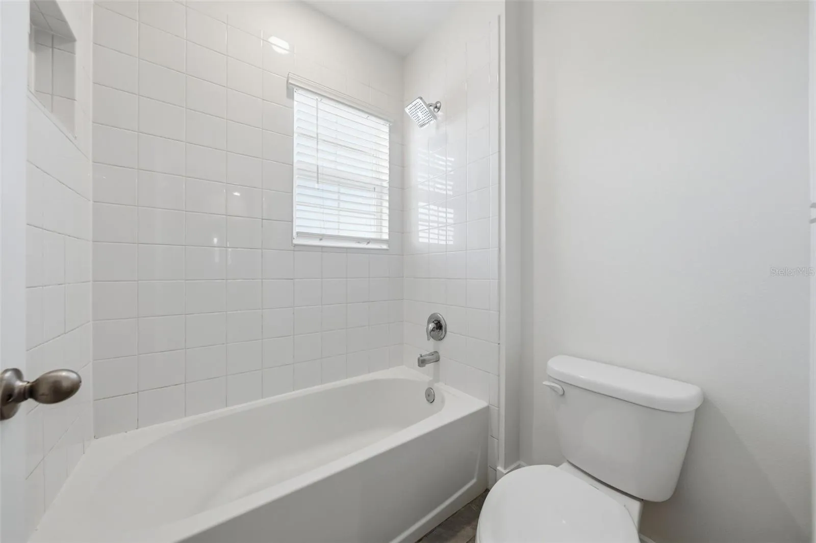 Upstairs jack and jill full bath