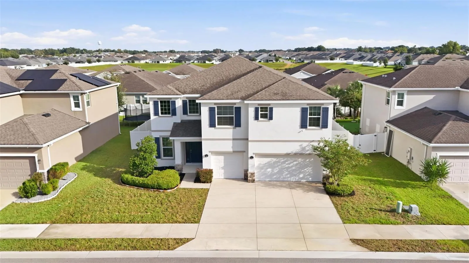 Brookhaven community with pool, dog park and playground