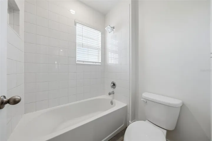 Upstairs jack and jill full bath