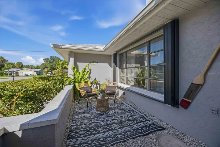 Covered front entry