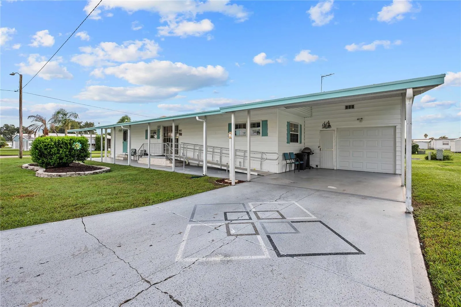 Welcome to Betmar 55+ golf community