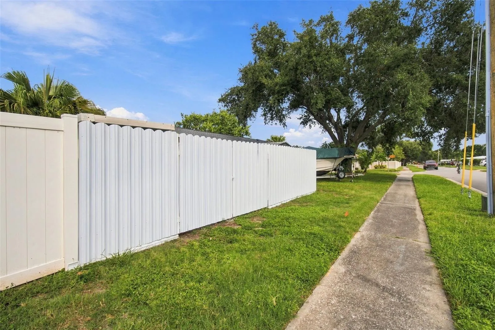 PRIVACY FENCE