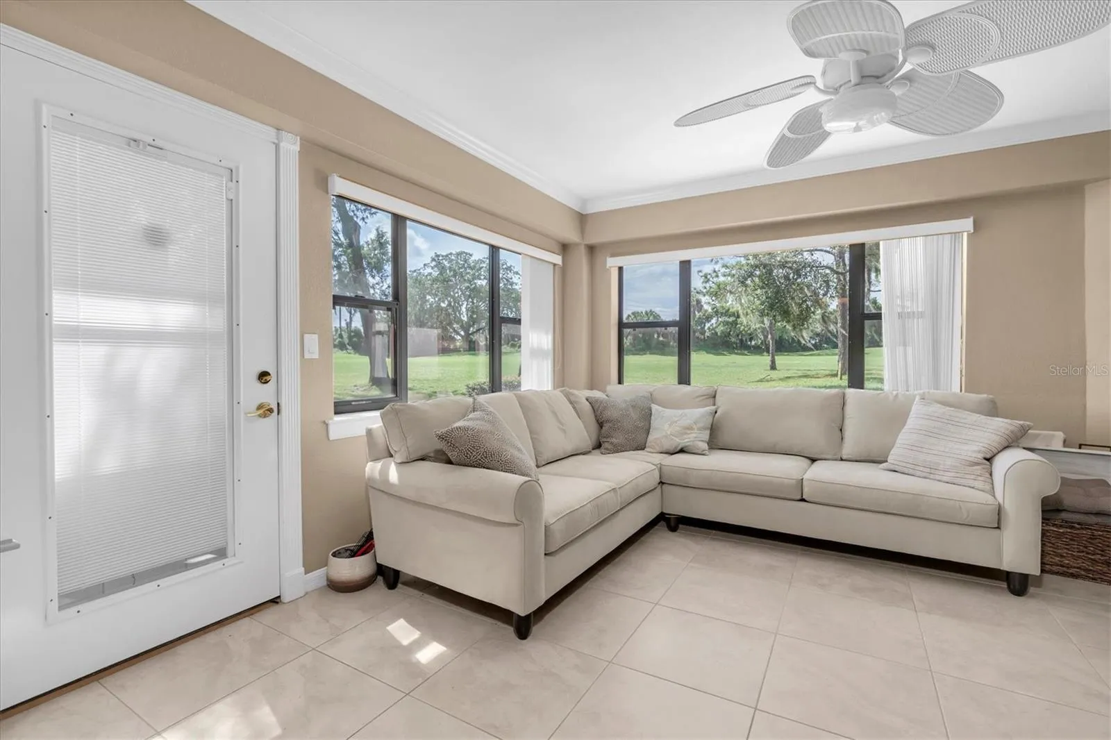 closed in Florida room/office space or guest quarters
