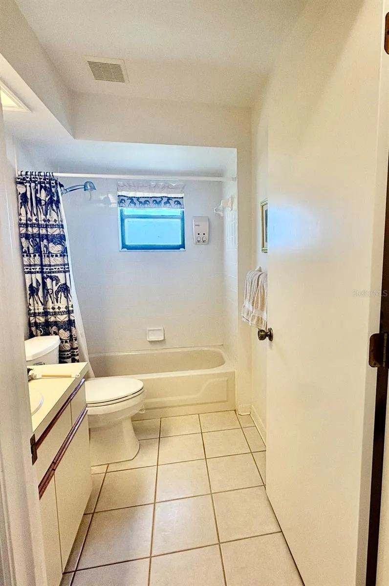 2nd Bathroom