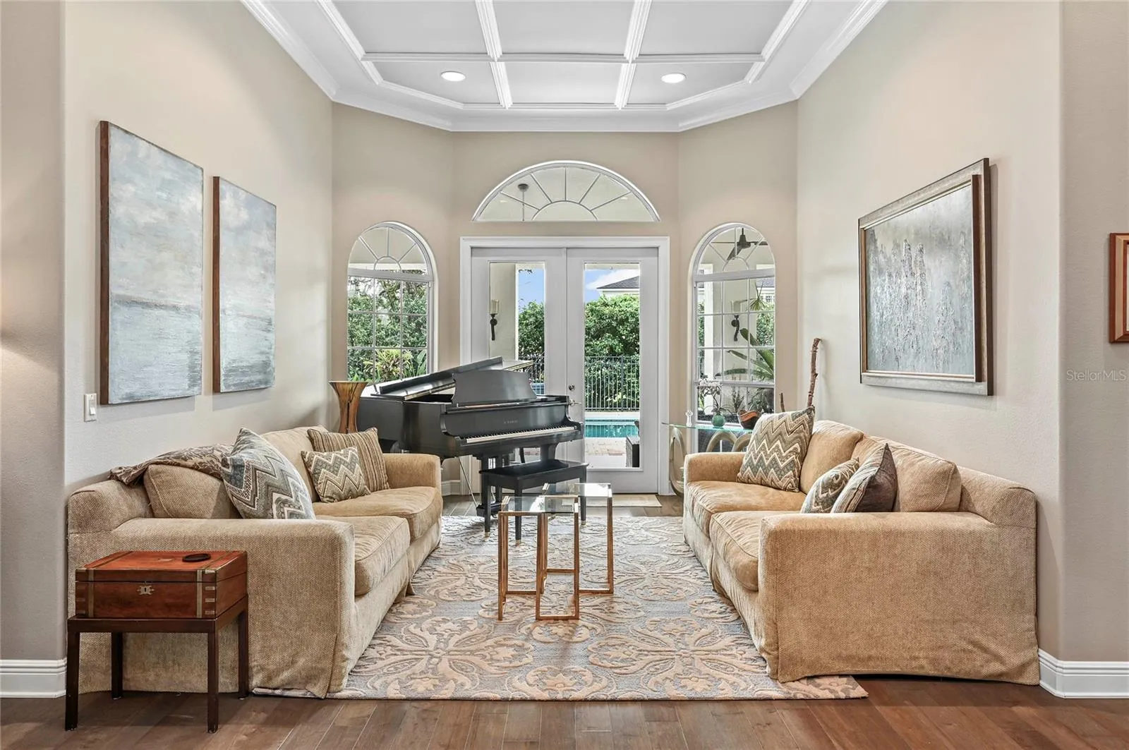 Light and Bright Living Room with Access to Rear Patio Area
