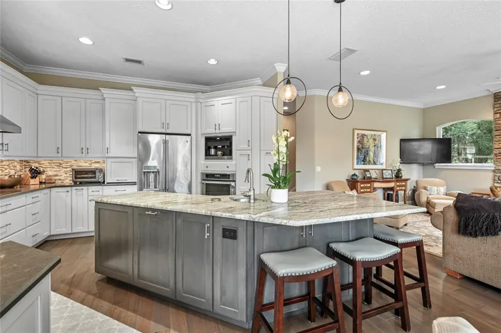 Custom Cabinetry with Soft Close Drawers and Doors