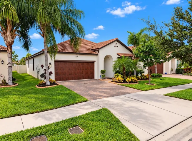 16835 Whisper Elm