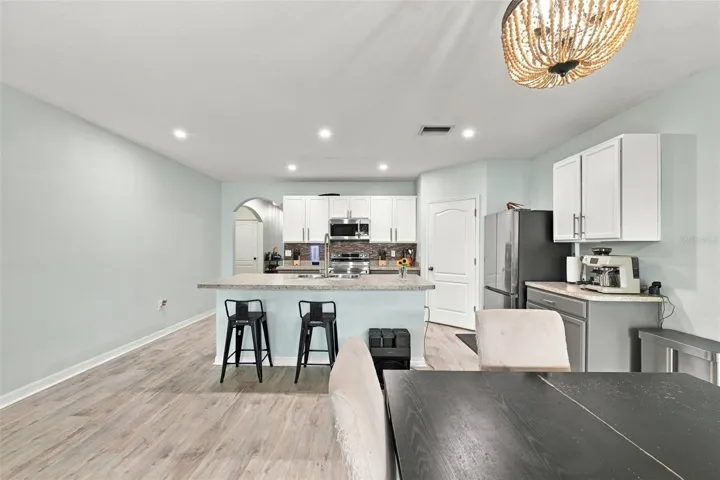 Breakfast bar