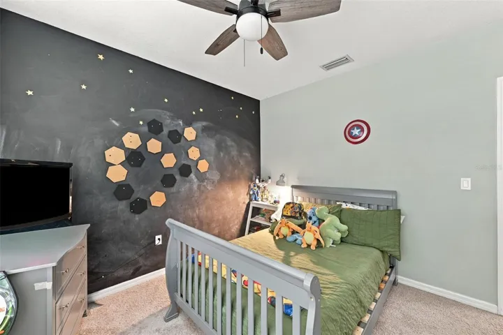 Guest bedroom
