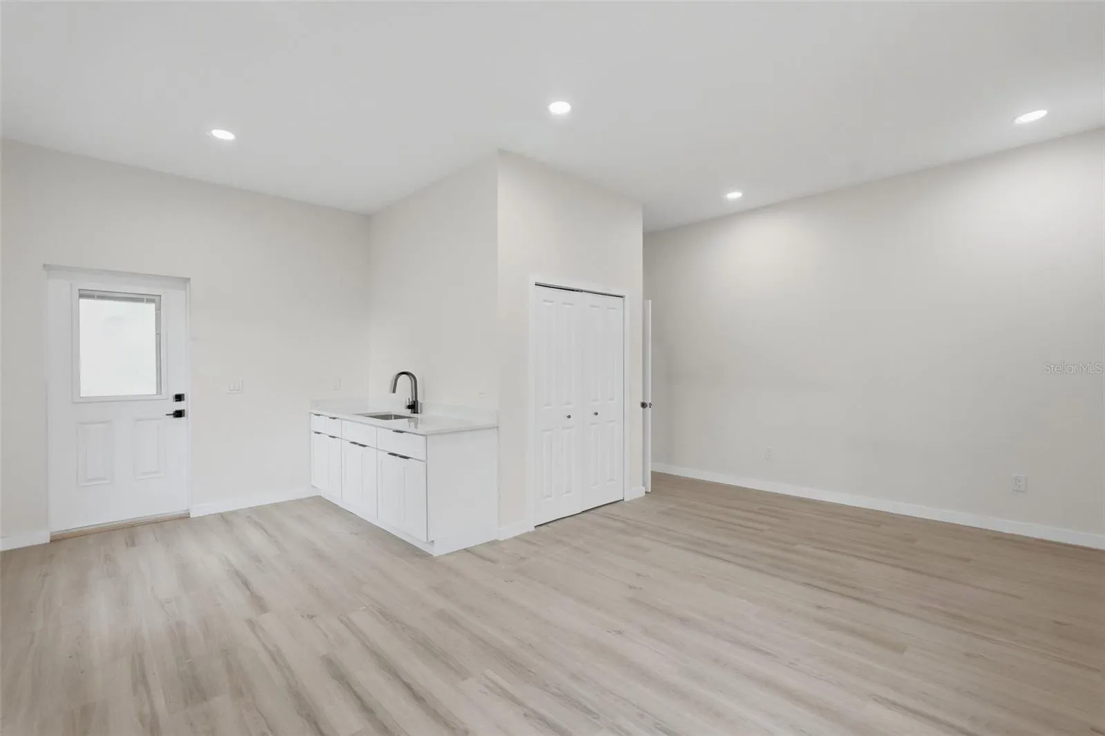 Studio above garage