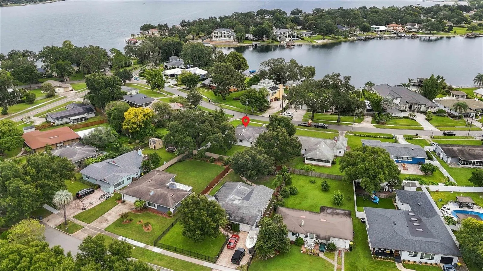 Great location to Lake Conway