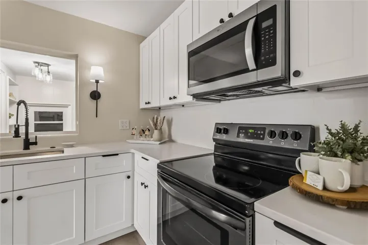 All the appliances location given given special thought to for convenience